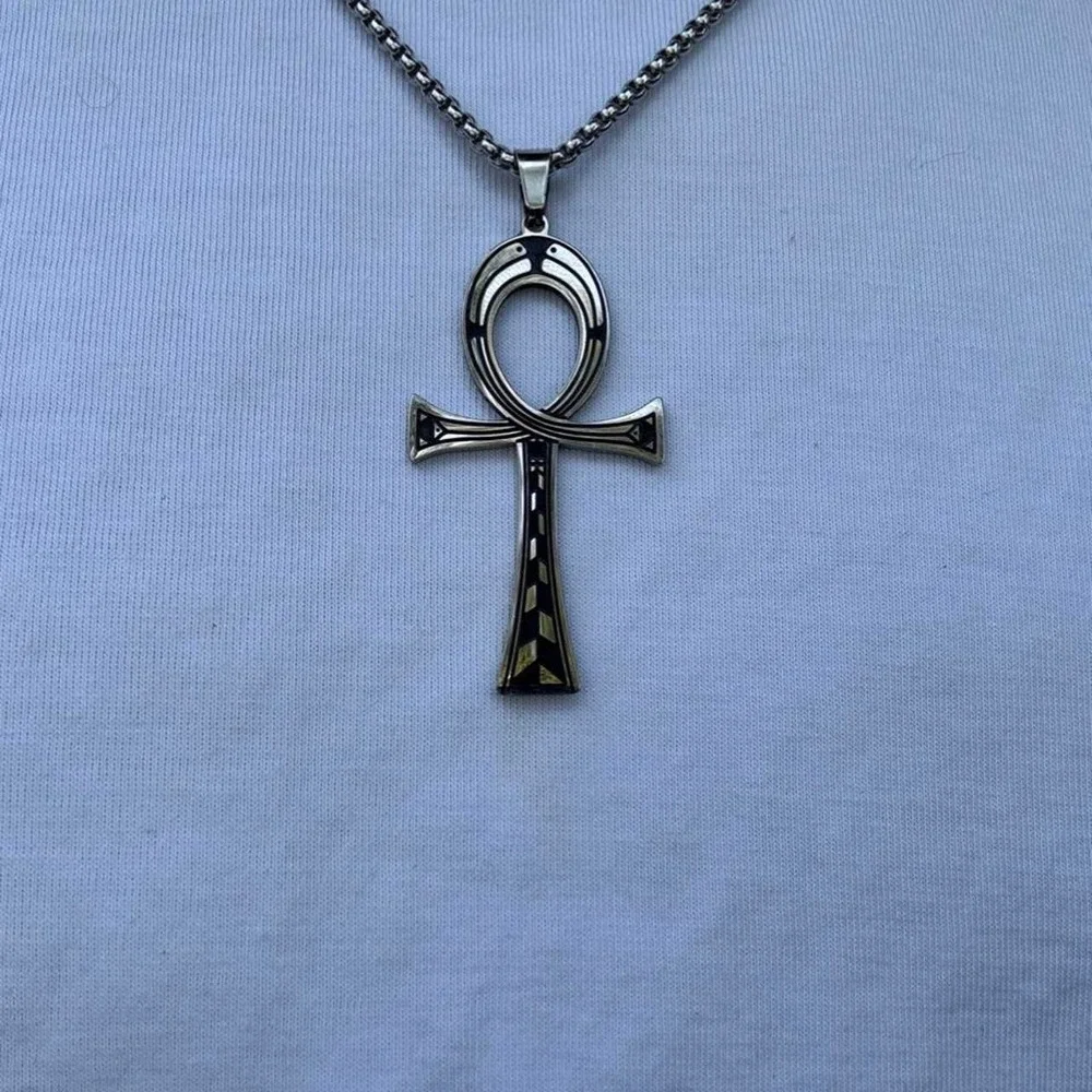 Silver Ankh Necklace Mens Detailed Cross Pendant 24 Inch Chain Y2K Accessory